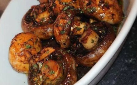 Air fryer Garlic Butter Roasted Mushrooms