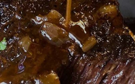 Slow Cooker Short Ribs