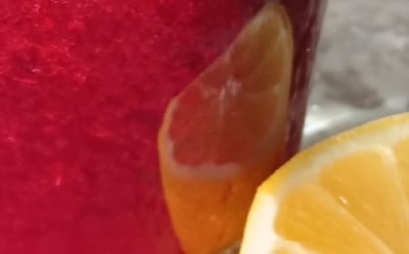 Only A Glass Of This Juice… Reverse Clogged Arteries & Lower High Blood Pressure