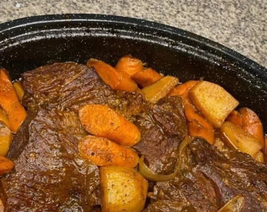 Slow Cooker Pot Roast With Gravy