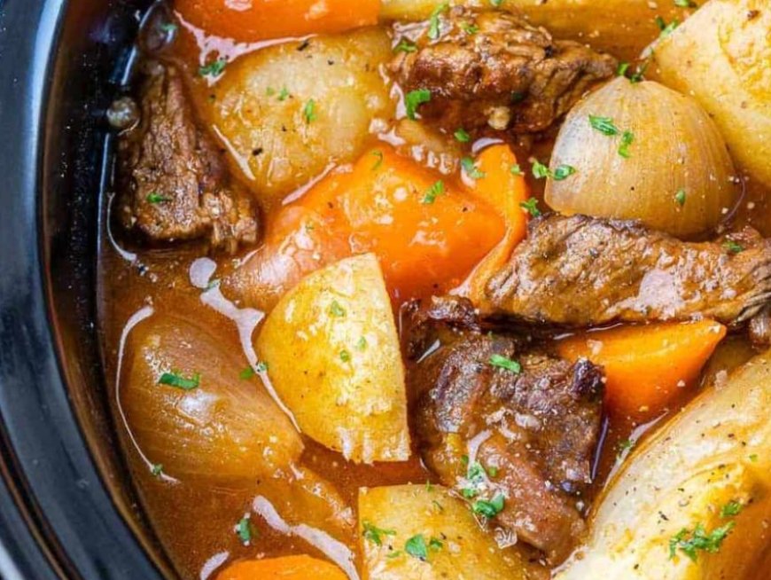 Easy Slow Cooker Beef Stew