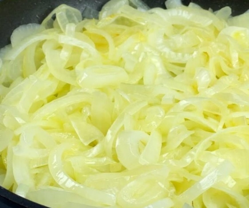 Weekend Wonder: Celebrating the Simple Delights of a Top Onion Recipe