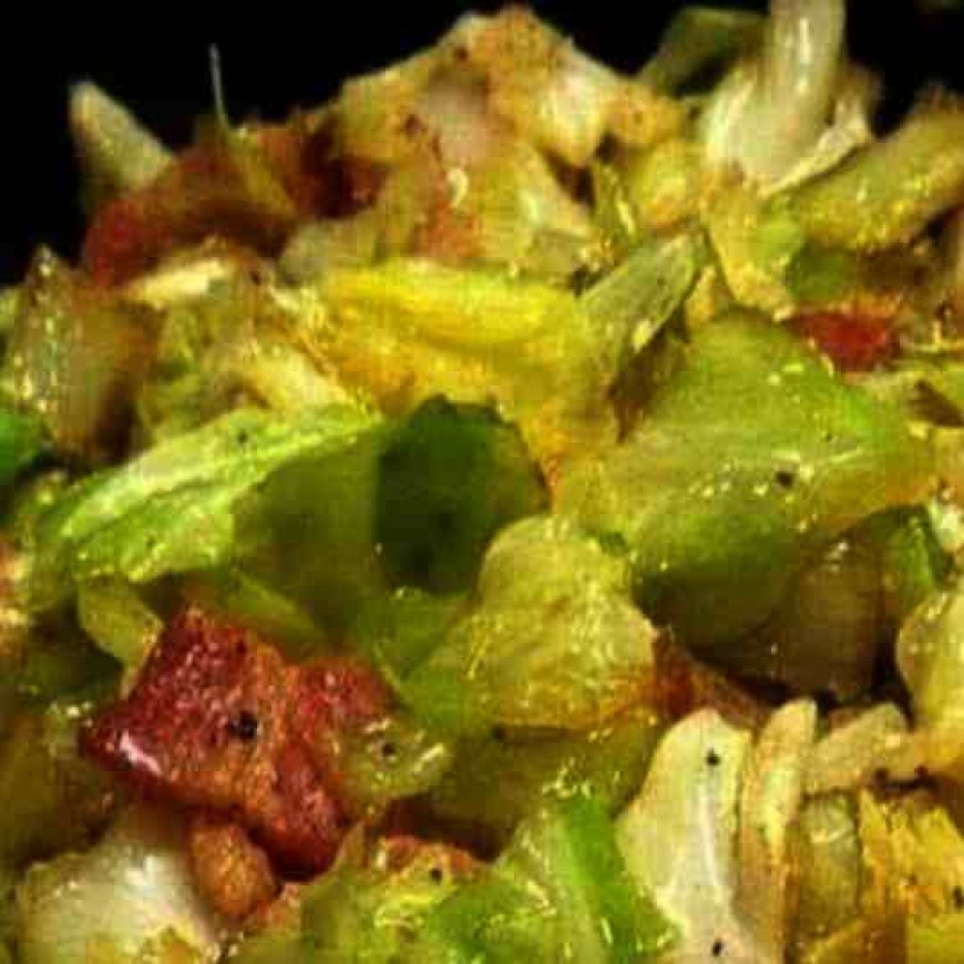 FRIED CABBAGE AND BACON WITH ONION