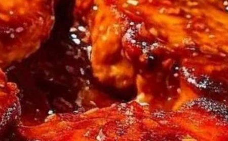 HONEY GARLIC PORK CHOPS