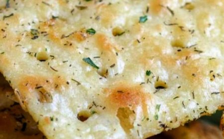 Dill Pickle Saltines