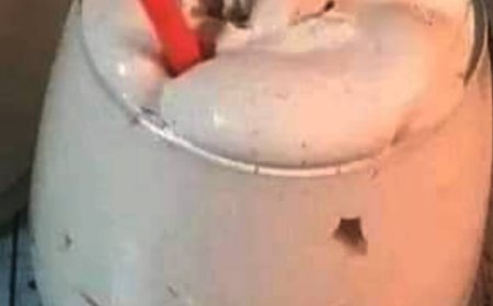 Milk-shake au chocolat et au beurre de cacahuète