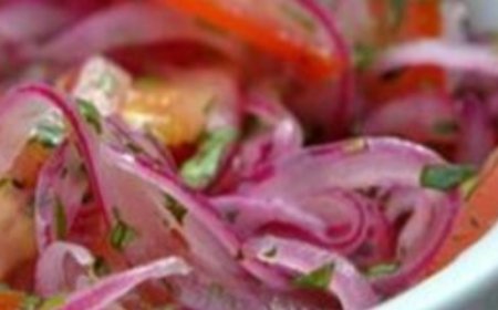 90-Year-Old Grandma’s Secret to Looking 30 Years Younger in Just 5 Days: Home Remedies for Face Skin Tightening