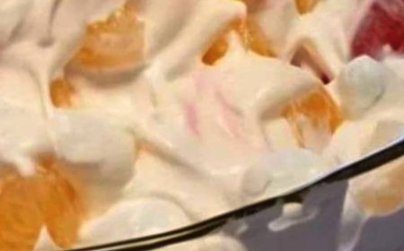 Nothing beats my nana’s Ambrosia Salad! Nana make it the best!