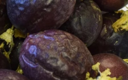 Drinks to Lower Bad Cholesterol Naturally & Reduce Clogged Arteries and Stroke: Passion Fruit Beverage