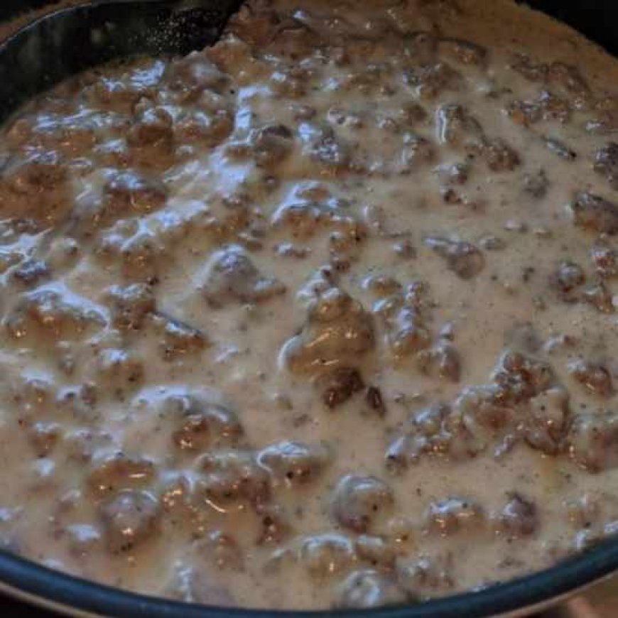 Pioneer Woman Sausage Gravy