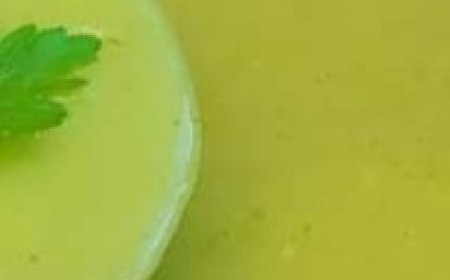 Hearty Vegetable Soup with Aromatic Croutons