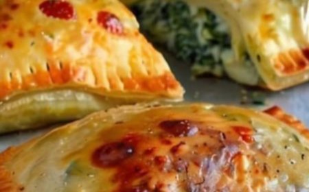 Spinach Stuffed Pastry