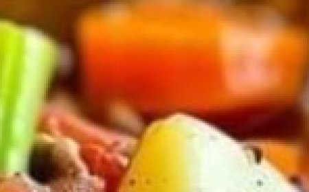 Hearty Vegetable and Ground Beef Soup