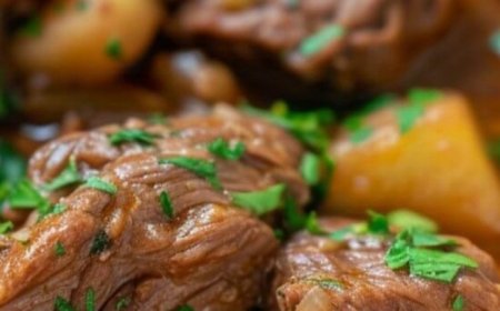 Slow Cooker Irish Poor Man’s Beef Stew