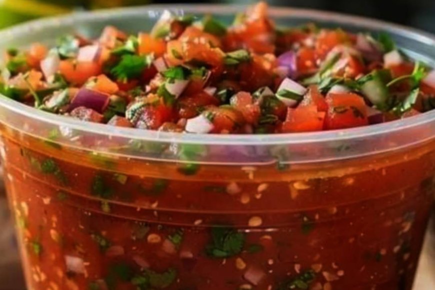 The most delicious homemade salsa ever