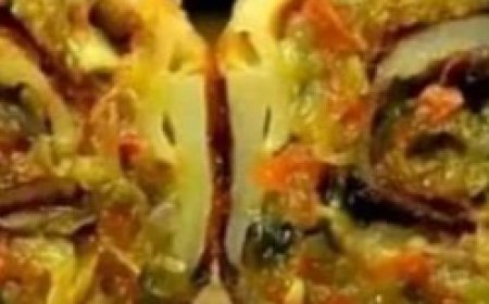 Papas rellenas con papas y queso.