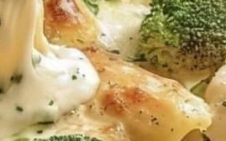 Creamy Broccoli and Chicken Pasta Bake
