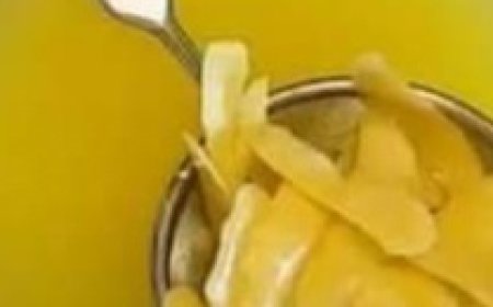 Ginger water is a tasty beverage that can help you reduce fat around your waist and thighs, as well as ease joint pain