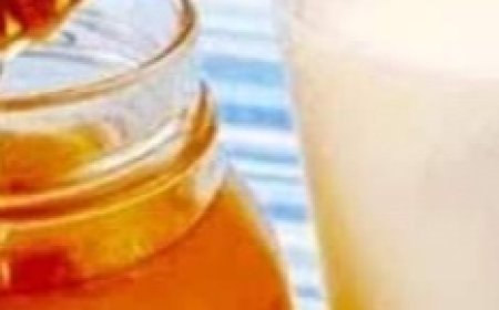 Drink Milk Mixed with Honey Before Bed, You Will NOT Believe the Results!