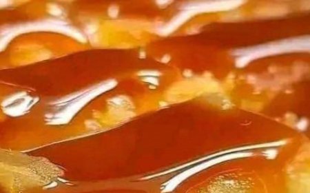 Caramel Cake with Caramel Sauce