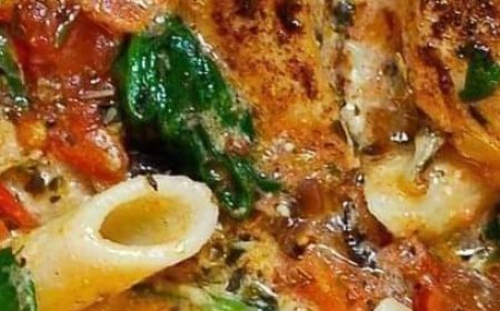 One Pot Creamy Sun Dried Tomato and Spinach Pasta with Chicken