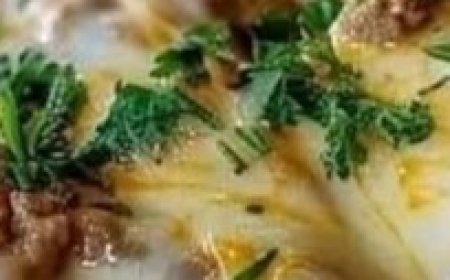 Lasagna Soup with Creamy Alfredo