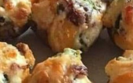 Delicious Mushrooms Stuffed with Crab Meat