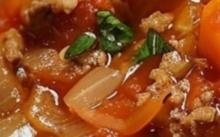 Making Delicious Cabbage Roll Soup