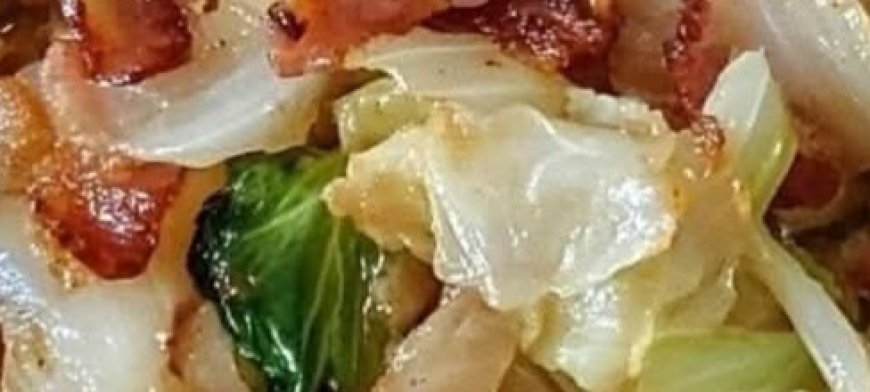 Sautéed Cabbage with Bacon