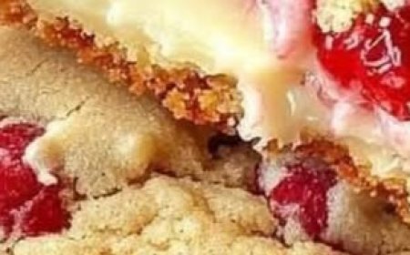 Raspberry and White Chocolate Stuffed Cookies