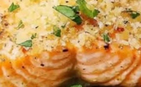 Garlic Parmesan Crusted Salmon and Asparagus