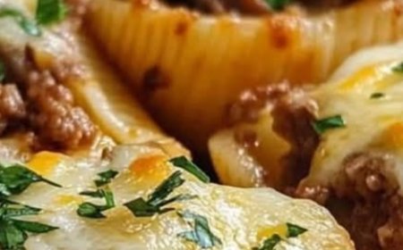 CHEESESTEAK STUFFED SHELLS