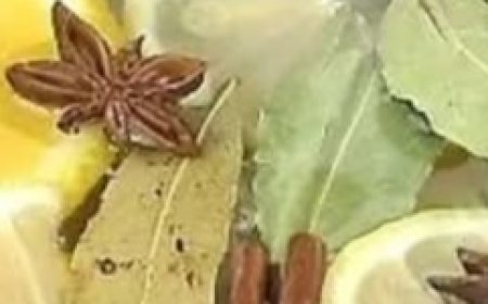 Clear Your Lungs Naturally: Bay Leaf Tea and Honey-Lemon Syrup Recipes