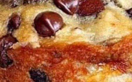 Banana Chocolate Chip Coconut Muffins