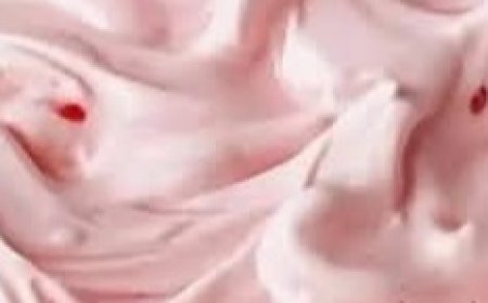 Strawberry Icebox Pie!