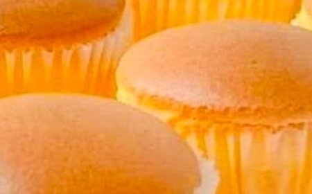 Cotton Cheesecake Cupcakes