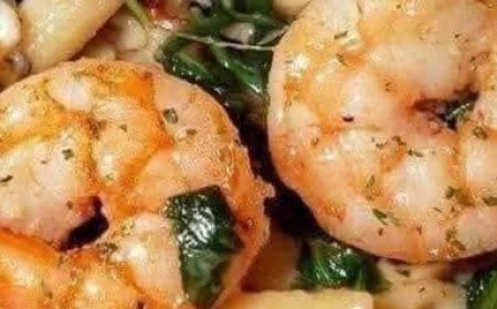 Cheese Shrimp Penne Pasta & Spinach
