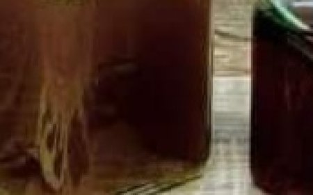 Discover the Natural Secret for Luxurious Hair Growth: Cloves, Bay Leaf, and Wate