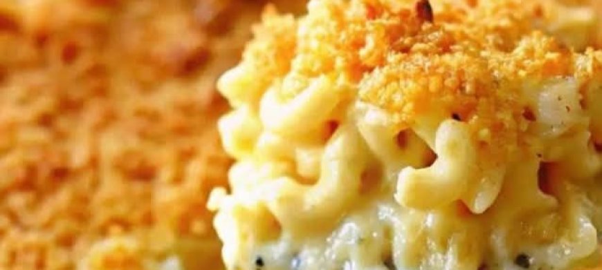 The BEST Homemade Baked Mac and Cheese