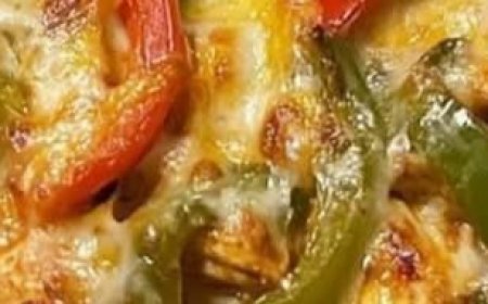 Fajita Chicken Casserole: A Flavor-Packed, Easy Dinner!