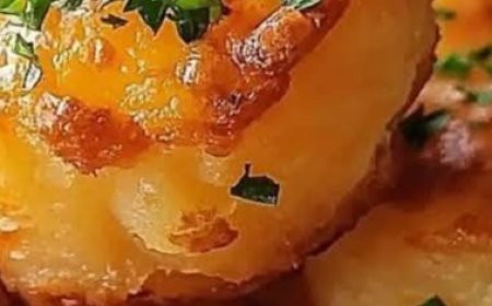 Cheesy Mashed Potato Puffs