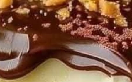 No-Bake Chocolate Eclair Cake: The Effortless Dessert Everyone Will Crave