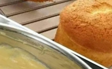 DELICIOUS ORANGE CUPCAKES