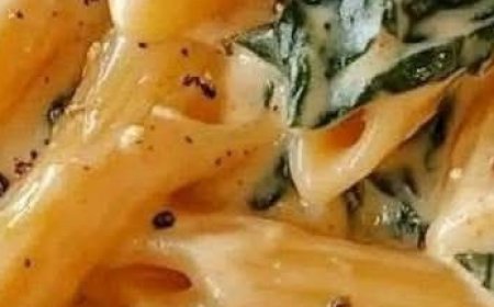 Creamy Mushroom and Asparagus Chicken Penne