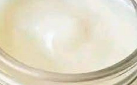 Exploring the Vaseline and Cornstarch Beauty Hack