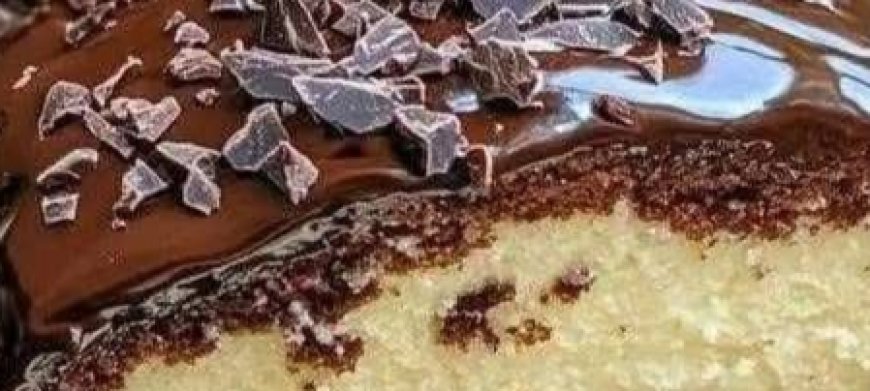 Gordon Ramsay-Inspired Chocolate Cream Cheese Pound Cake