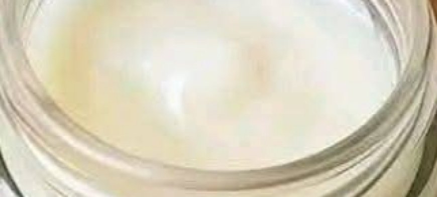 Exploring the Vaseline and Cornstarch Beauty Hack
