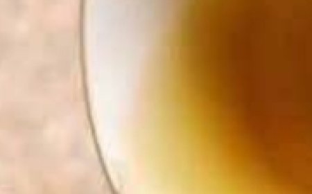 Say Goodbye to Swollen Legs, Ankles & Feet with This Natural Tea!