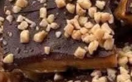 Caramel Chocolate Cracker Cookies