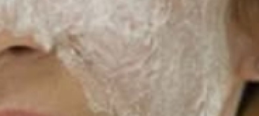 Tips for Using Baking Soda on Your Face: Safe and Effective Methods